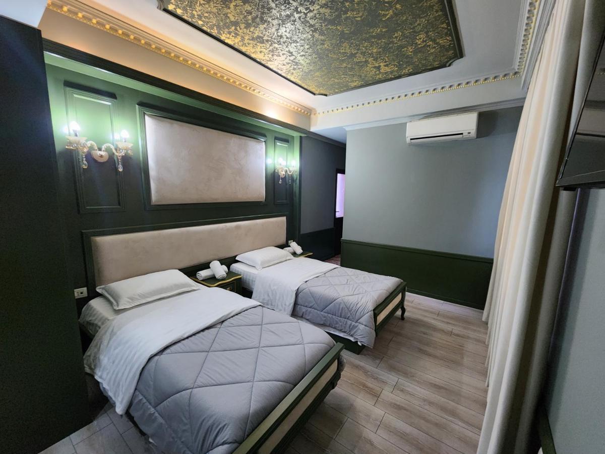Hotel Lotus Tirana Kültér fotó